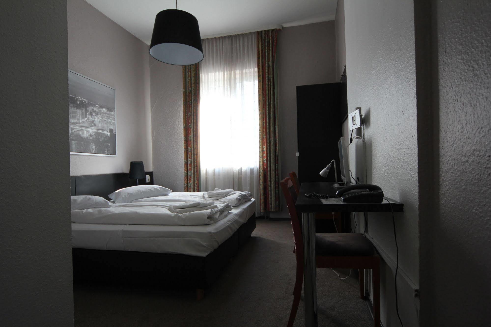 Carlton Hotel Frankfurt am Main Eksteriør bilde